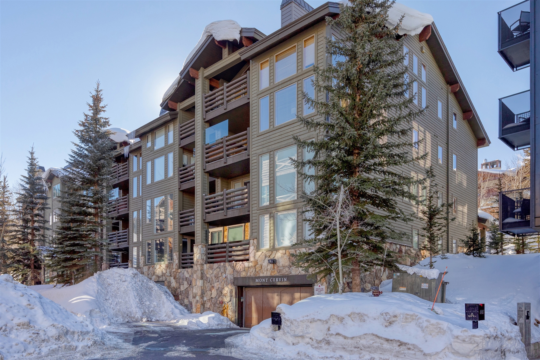 Mont Cervin Deer Valley | Luxury Ski In Ski Out Condos